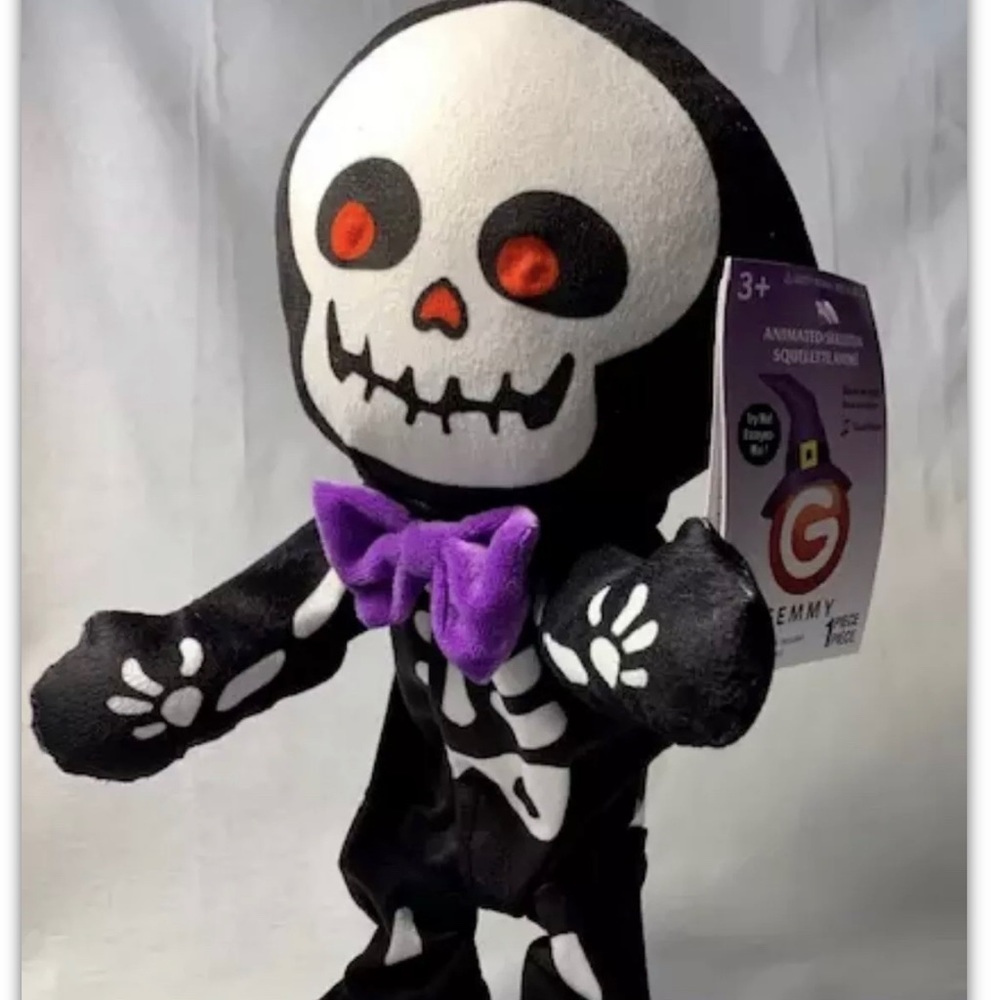 HALLOWEEN GEMMY ANIMATED DANCING SKELETON 13" NEW